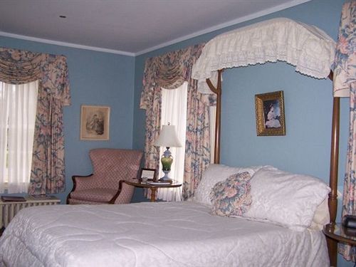 Montague Inn Saginaw Bagian luar foto